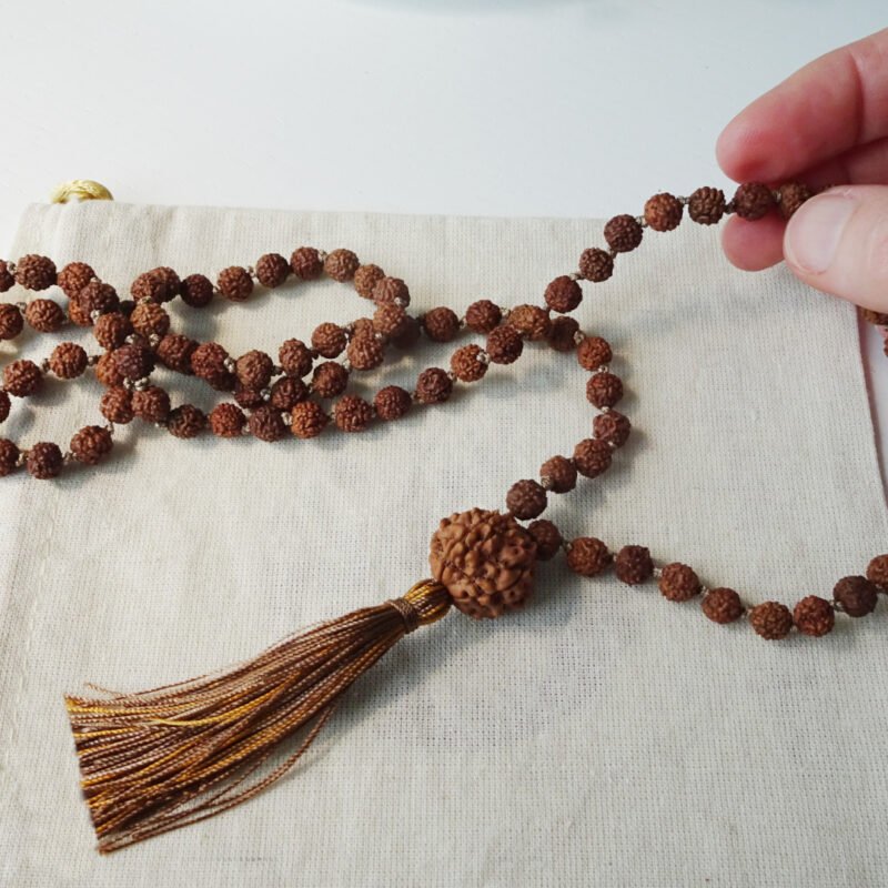 mala de rudraksha avec gourou 5 faces authentique du Népal