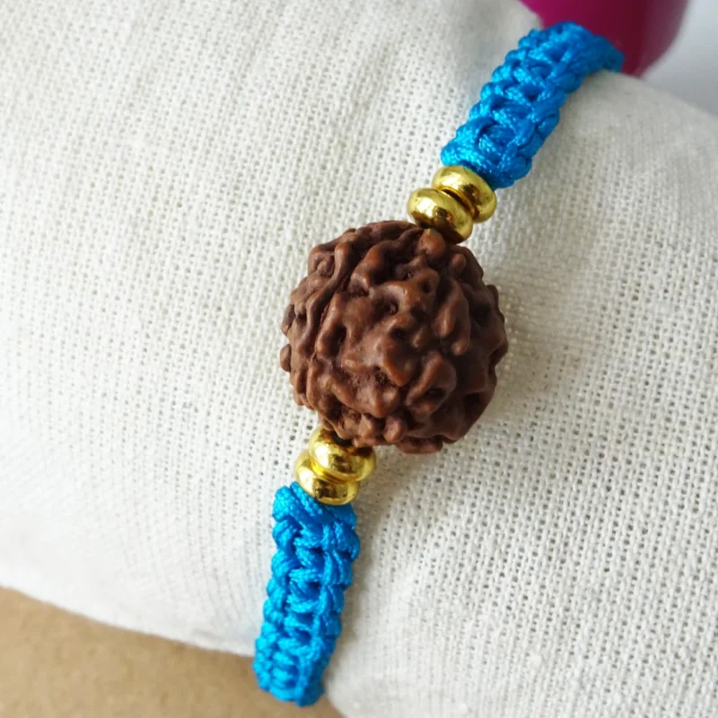 bracelet tibétain porte-bonheur prospérité et beauté avec rudraksha